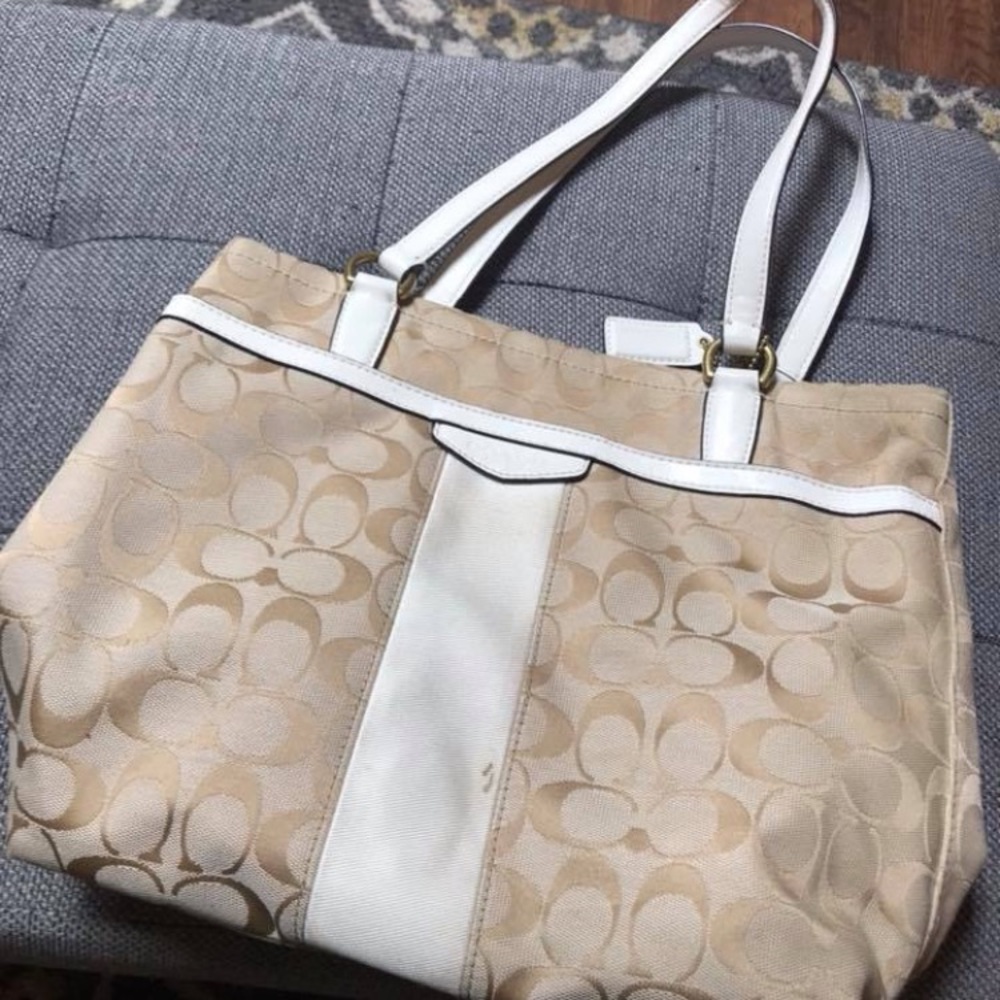 Coach purse